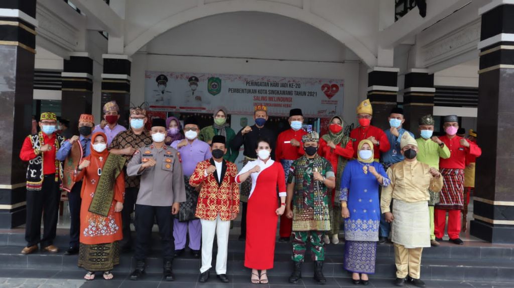 Dandim 1202/Singkawang Ikuti Upacara Peringatan HUT Ke-65 Provinsi Kalimantan Barat