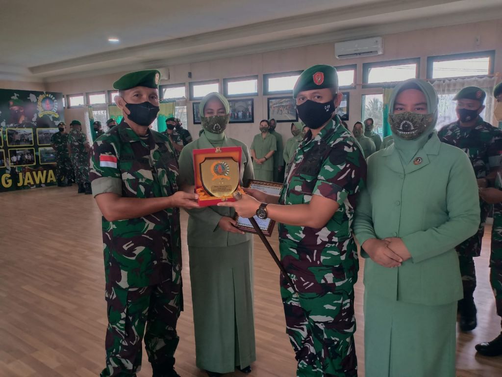 Dandim 1202/Skw, Pimpin Pelepasan Masa Jabatan Kasdim 1202/Skw