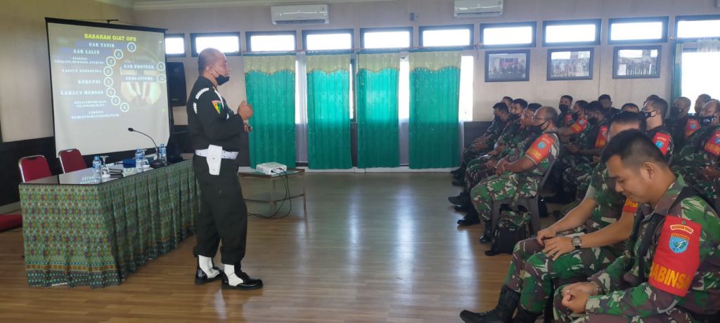 Personel Kodim 1202/Skw, Terima Sosialisasi Gaktib dan Yustisi Dari Subdenpom XII/1-1 Skw