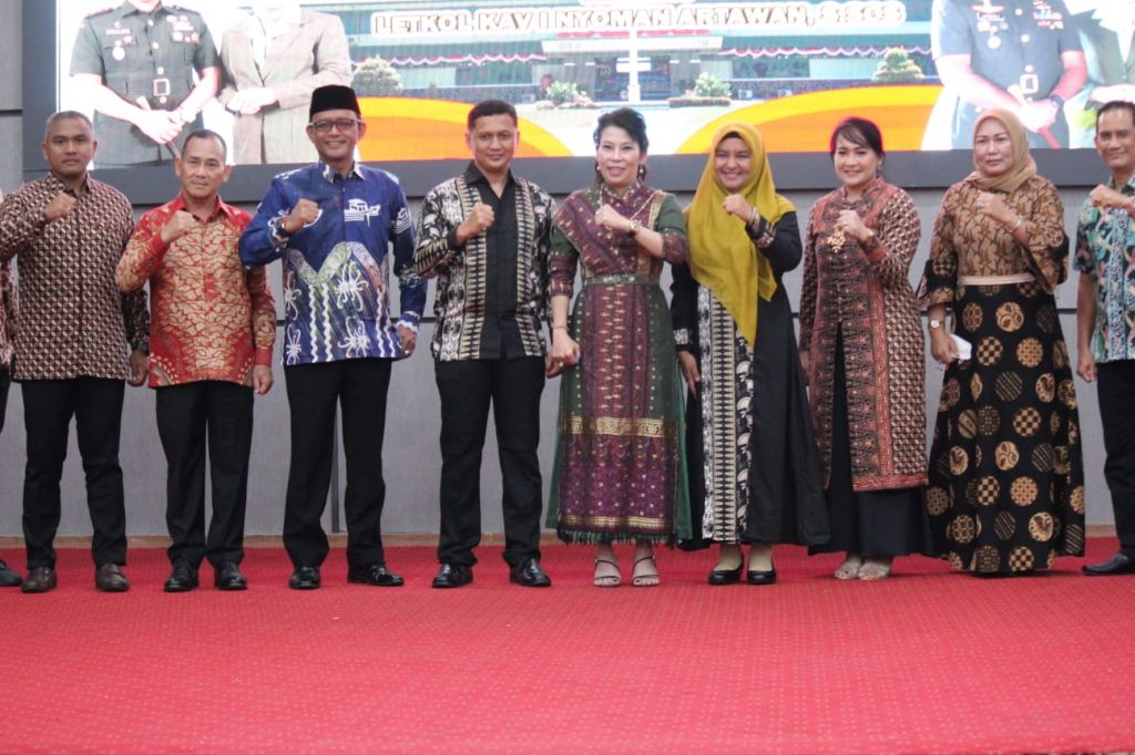 Pisah Sambut Komandan Kodim 1202/SINGKAWANG Walikota harapkan kerjasama yang baik