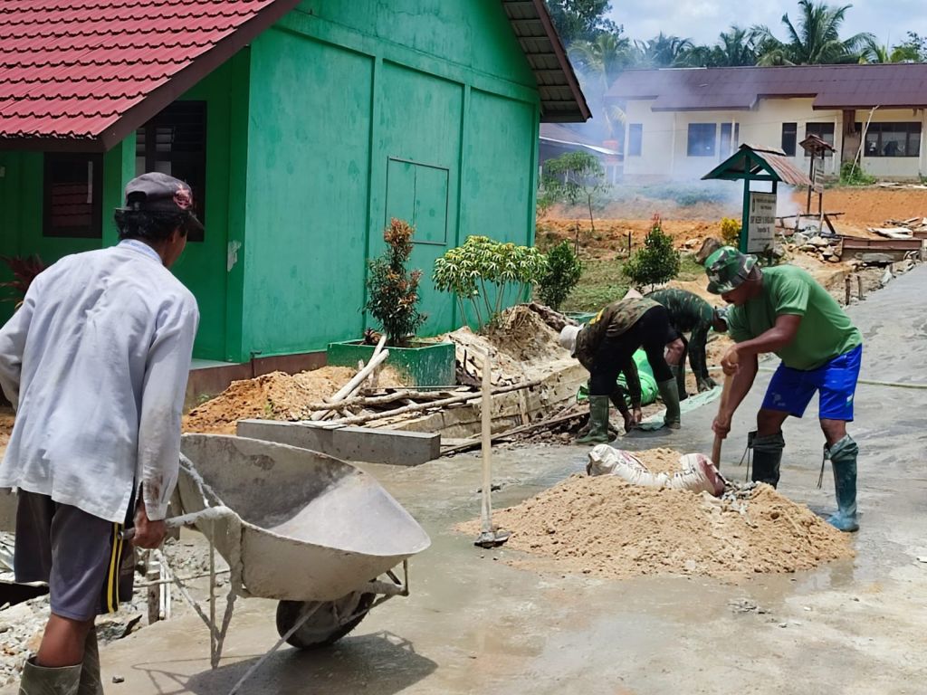 Rabat Beton Jalan Mulai Digarap Satgas TMMD Kodim 1202/Singkawang