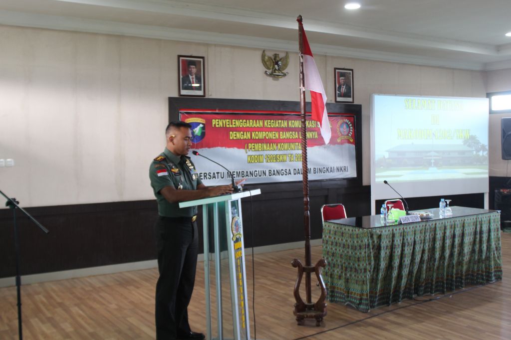 Komsos Dengan Komponen Bangsa Lainnya di Wilayah Kodim1202/Skw TA.2022