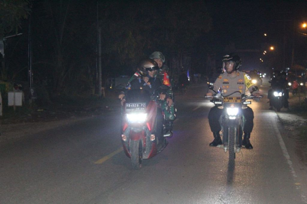 Dandim 1202/Singkawang Bersama Forkompimda Singkawang Patroli Menjelang Perayaan Natal