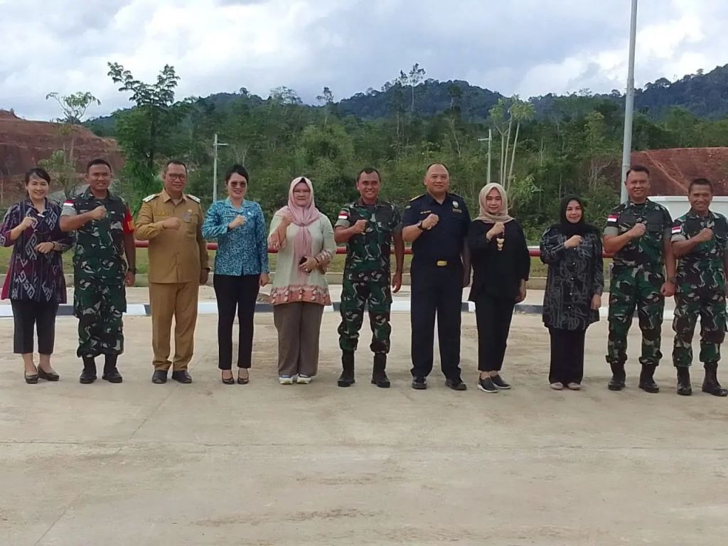 Kunjungan Kerja Danrem 121/Abw ke PLBN, Perbatasan Jagoi Babang