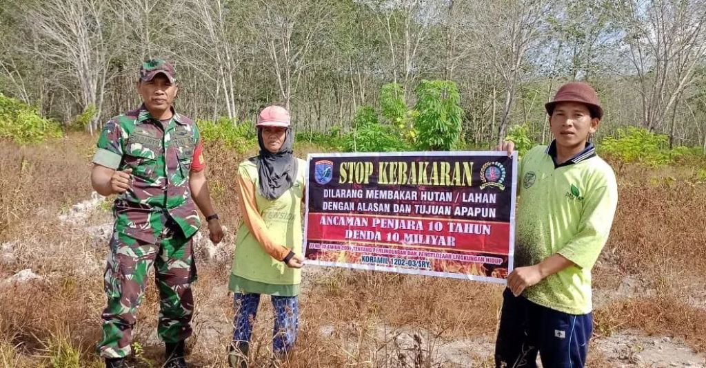 Melalui Komsos Babinsa Kodim 1202-03/SRY himbau warga menjaga hutan dan lahan