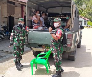 Babinsa Koramil 1202-03/Sungai Raya Antar Jemput Lansia Untuk Vaksin Dosis 3 BOOSTER