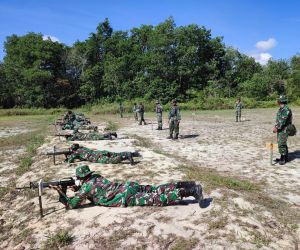 Kodim 1202/SINGKAWANG Gelar Latihan Menembak Senjata Ringan TW. I Tahun 2022