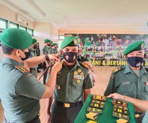 Dandim 1202/Skw Pimpin Upacara Korps Raport Kenaikan Pangkat  Prajurit, Ini Pesannya