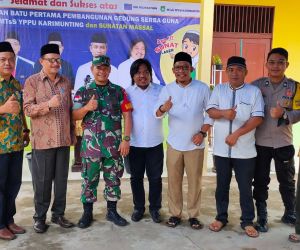 Babinsa 1202-03/Sry Hadiri Peletakan Batu pertama Pembangunan Gedung Serba Guna