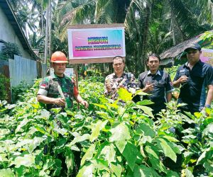 Babinsa 1202-03/SRY terima kunjungan mentor PT.best (Eco Rancing Bandung