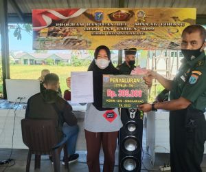 Kodim 1202/Skw, Salurkan Bantuan BTPKLW Kepada Masyarakat Wilayah Kota Singkawang