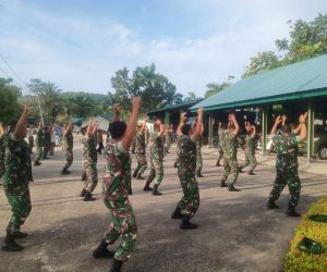 Jaga Kebugaran Anggota Kodim 1202/Skw Laksanakan Senam Pagi